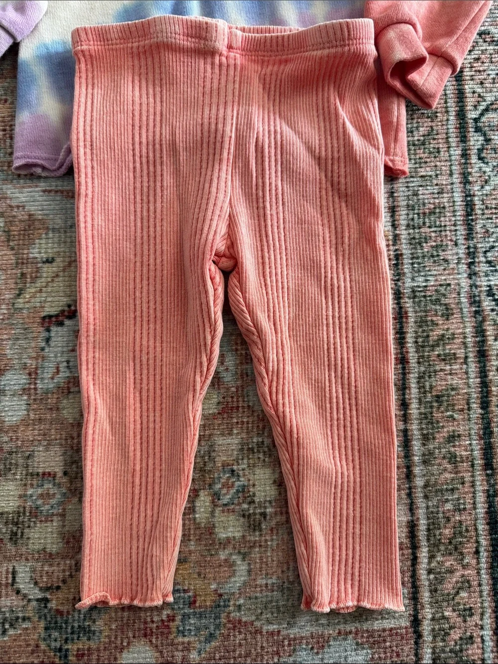 Like New! Splendid Tie Dye Sweater & Leggings Set